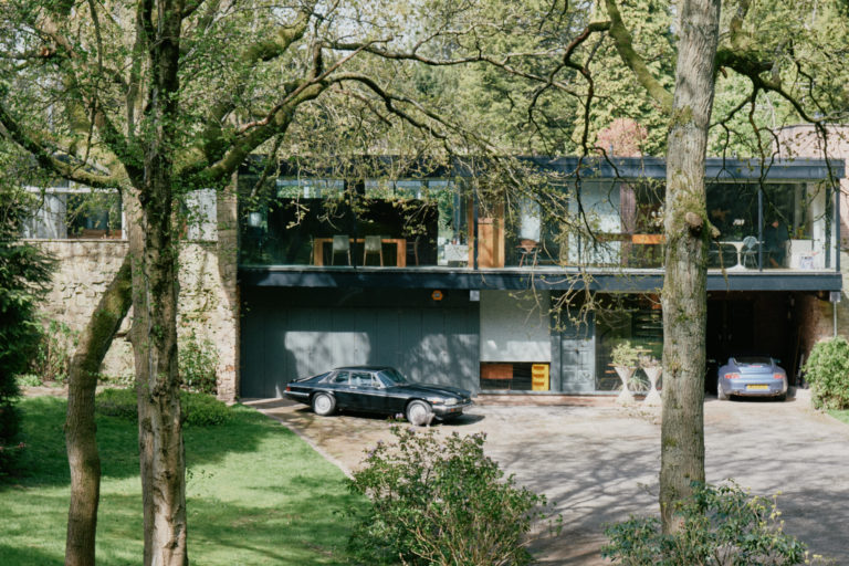 MODERNIST NOTTINGHAM, NG15 - SHOOTFACTORY - OTHER UK HOUSES
