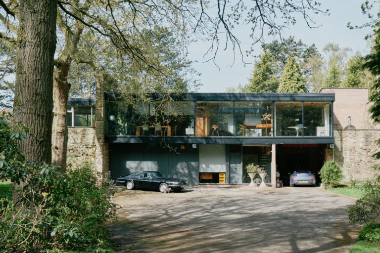 MODERNIST NOTTINGHAM, NG15 - SHOOTFACTORY - OTHER UK HOUSES