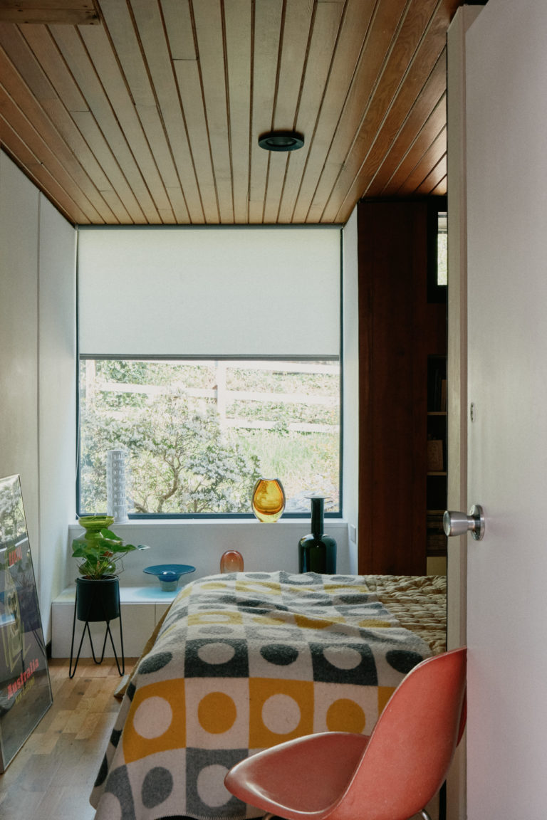 MODERNIST NOTTINGHAM, NG15 - SHOOTFACTORY - OTHER UK HOUSES