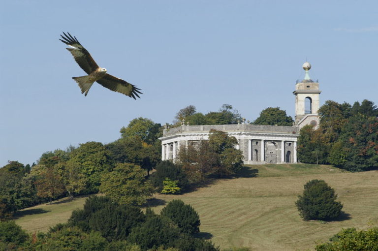 WEST WYCOMBE BUCKS, HP14 - SHOOTFACTORY - OTHER UK HOUSES