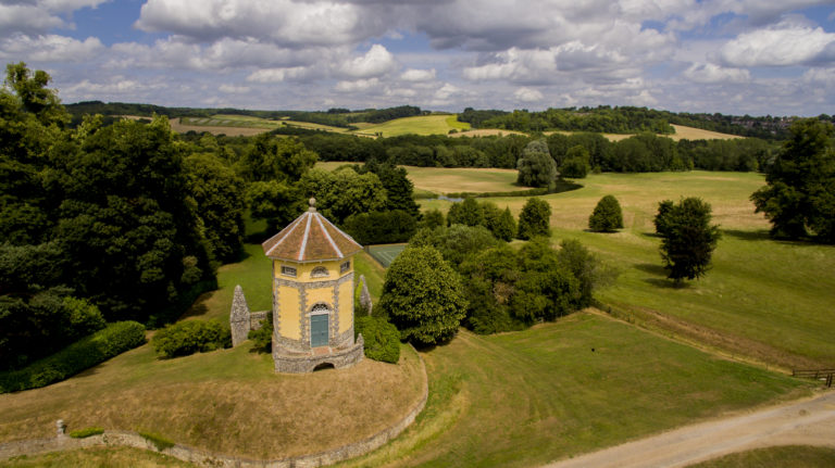 WEST WYCOMBE BUCKS, HP14 - SHOOTFACTORY - OTHER UK HOUSES