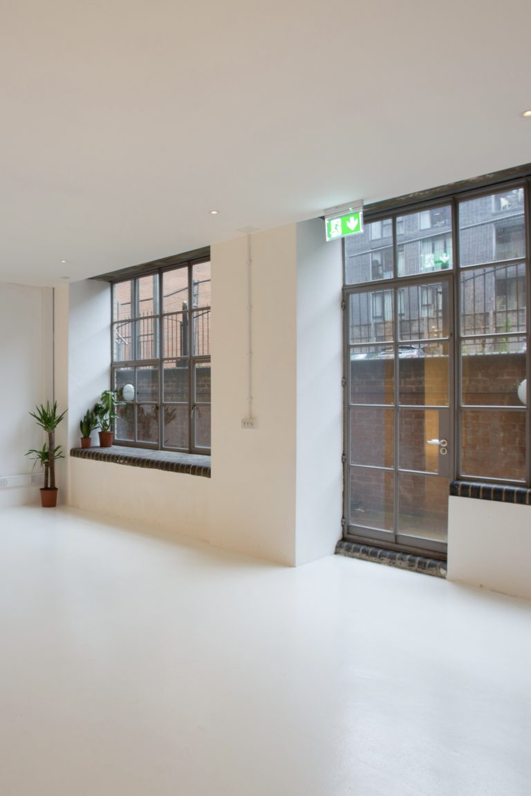 CHOCOLATE 52 LONDON, N1 - SHOOTFACTORY - PHOTOGRAPHIC STUDIOS