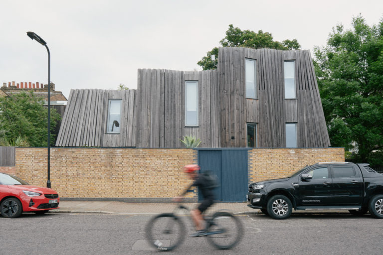 DOUGLAS LONDON, E8 - SHOOTFACTORY - LONDON HOUSES