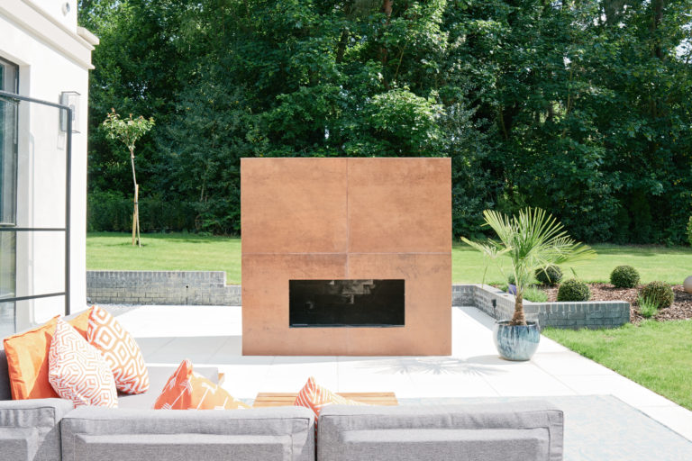 LAWFORDS SURREY, GU3 - SHOOTFACTORY - OTHER UK HOUSES