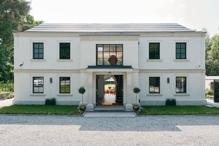 LAWFORDS SURREY, GU3 - SHOOTFACTORY - OTHER UK HOUSES