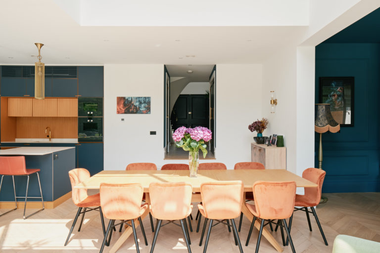 LAWFORDS SURREY, GU3 - SHOOTFACTORY - OTHER UK HOUSES