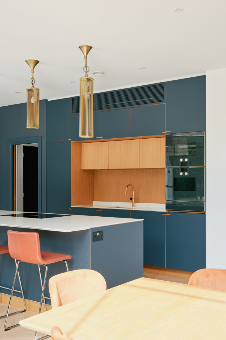 LAWFORDS SURREY, GU3 - SHOOTFACTORY - OTHER UK HOUSES