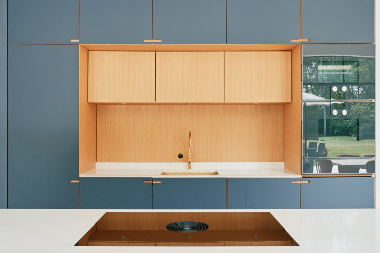 LAWFORDS SURREY, GU3 - SHOOTFACTORY - OTHER UK HOUSES