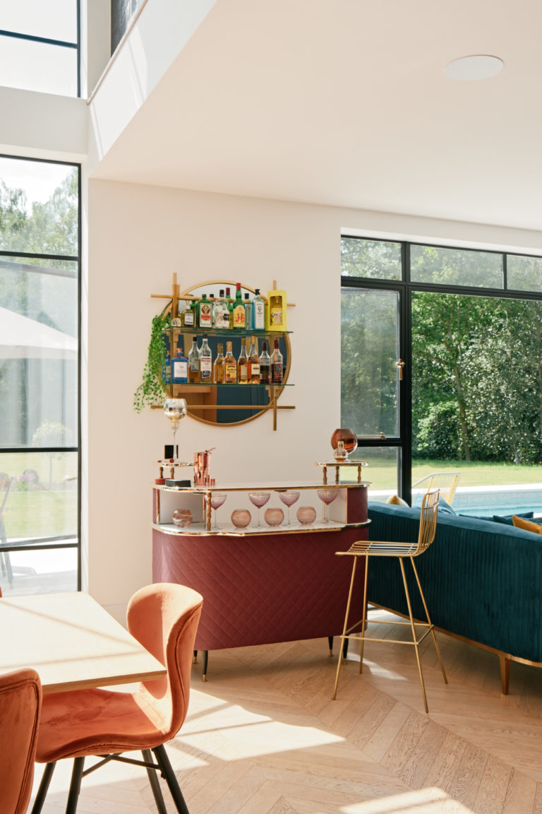LAWFORDS SURREY, GU3 - SHOOTFACTORY - OTHER UK HOUSES
