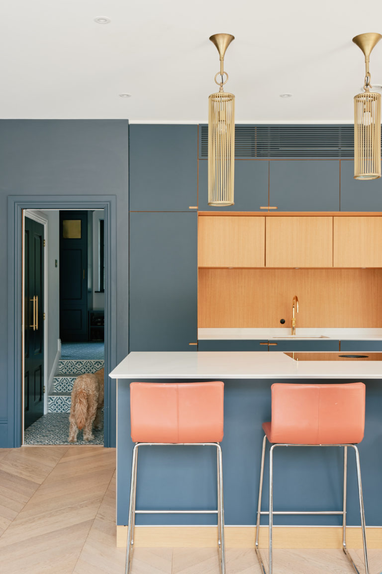 LAWFORDS SURREY, GU3 - SHOOTFACTORY - OTHER UK HOUSES