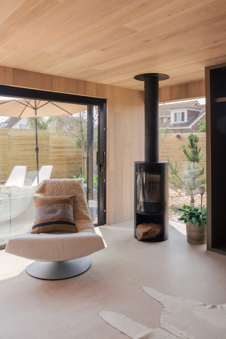 MARLIN SHOREHAM, BN43 - SHOOTFACTORY - OTHER UK HOUSES