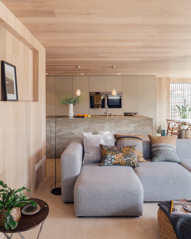 MARLIN SHOREHAM, BN43 - SHOOTFACTORY - OTHER UK HOUSES