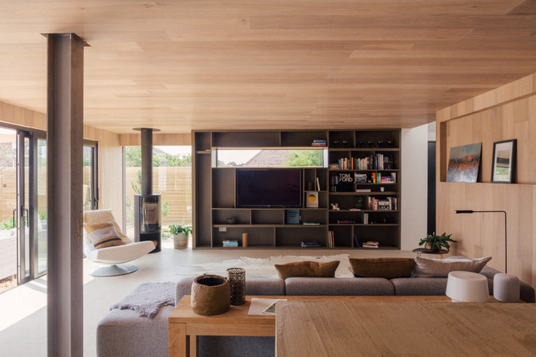 MARLIN SHOREHAM, BN43 - SHOOTFACTORY - OTHER UK HOUSES