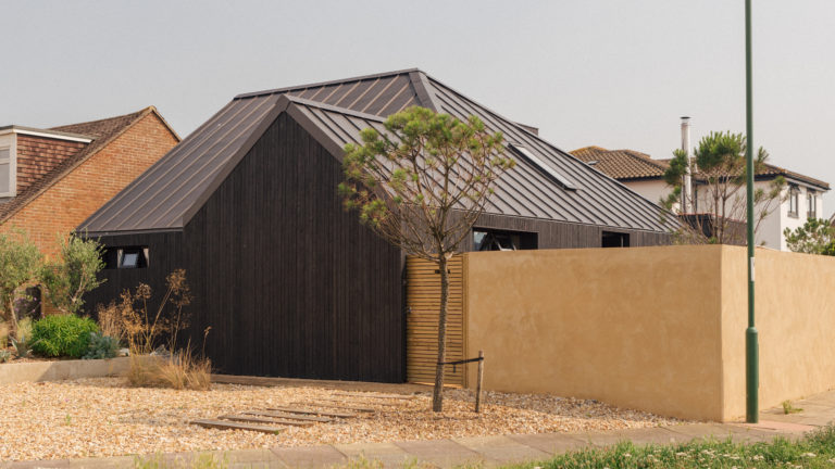 MARLIN SHOREHAM, BN43 - SHOOTFACTORY - OTHER UK HOUSES