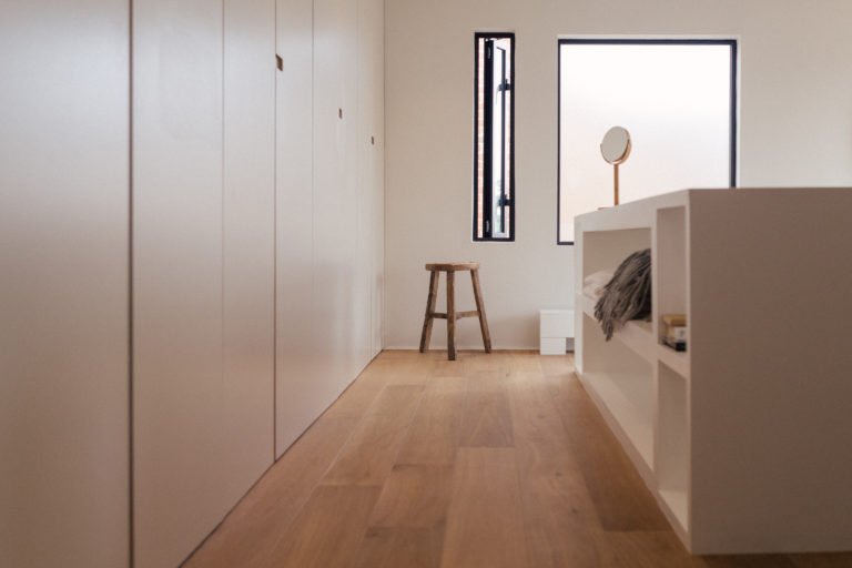 MARLIN SHOREHAM, BN43 - SHOOTFACTORY - OTHER UK HOUSES