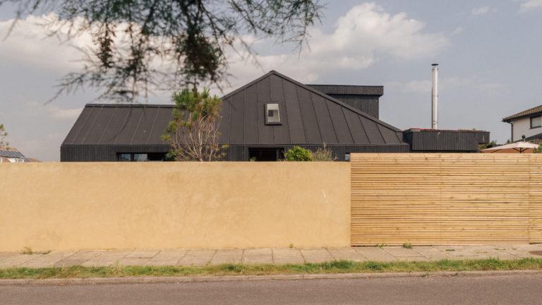 MARLIN SHOREHAM, BN43 - SHOOTFACTORY - OTHER UK HOUSES