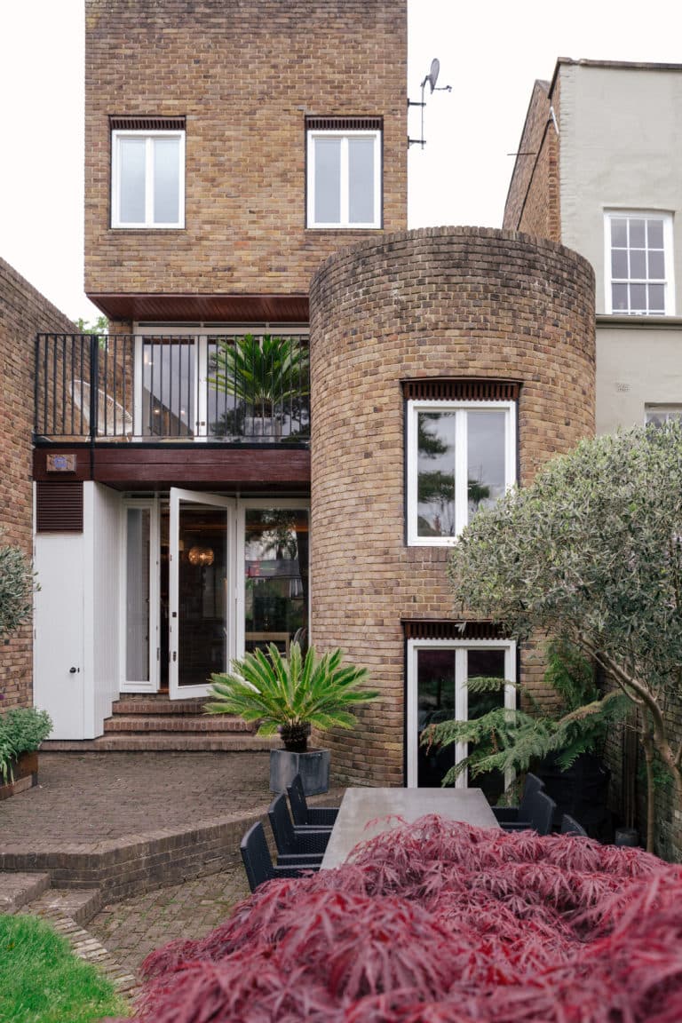 Orleans - Modernist Location in Twickenham - SHOOTFACTORY