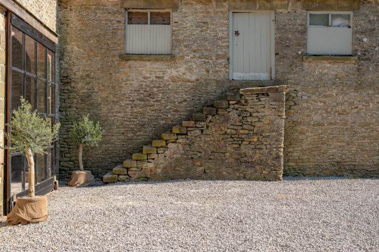 RUSTIC BARN MALTON, YO18