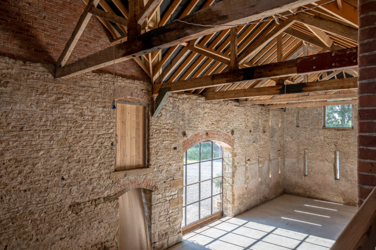 RUSTIC BARN MALTON, YO18