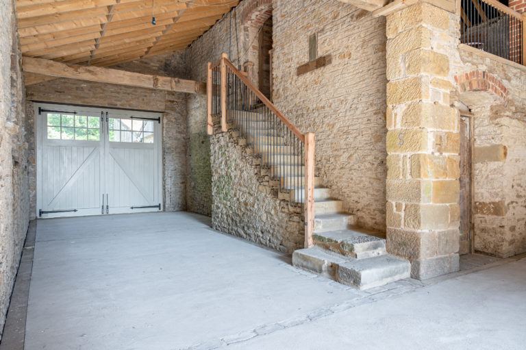 RUSTIC BARN MALTON, YO18