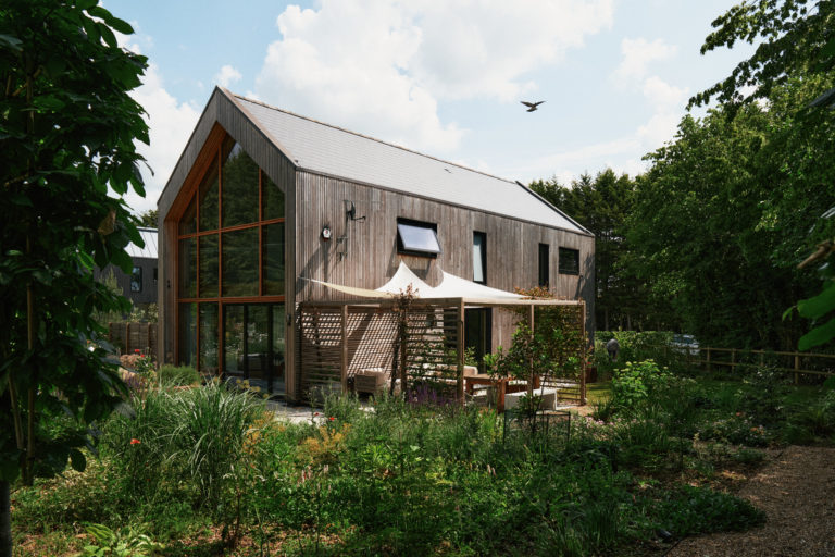 WICKHAM BARN ESSEX, CM5 - SHOOTFACTORY - OTHER UK HOUSES