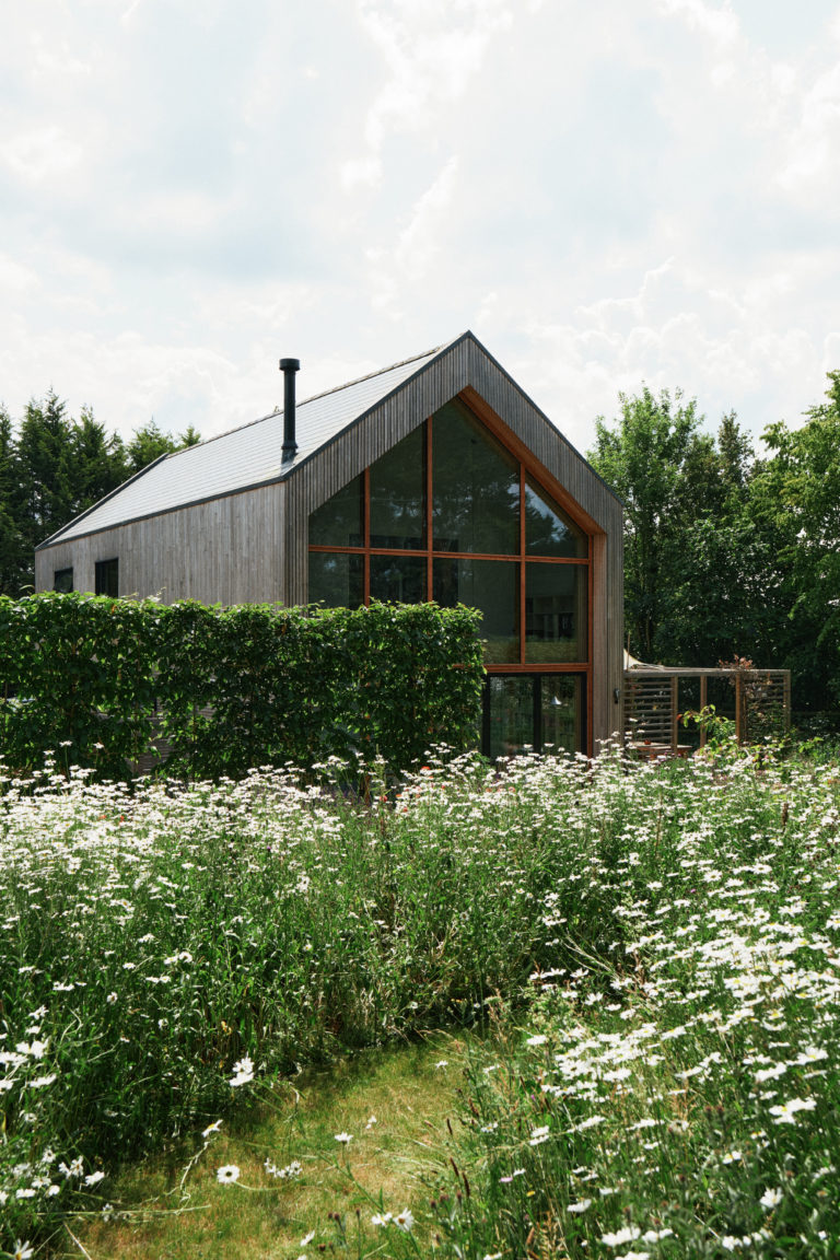 WICKHAM BARN ESSEX, CM5 - SHOOTFACTORY - OTHER UK HOUSES