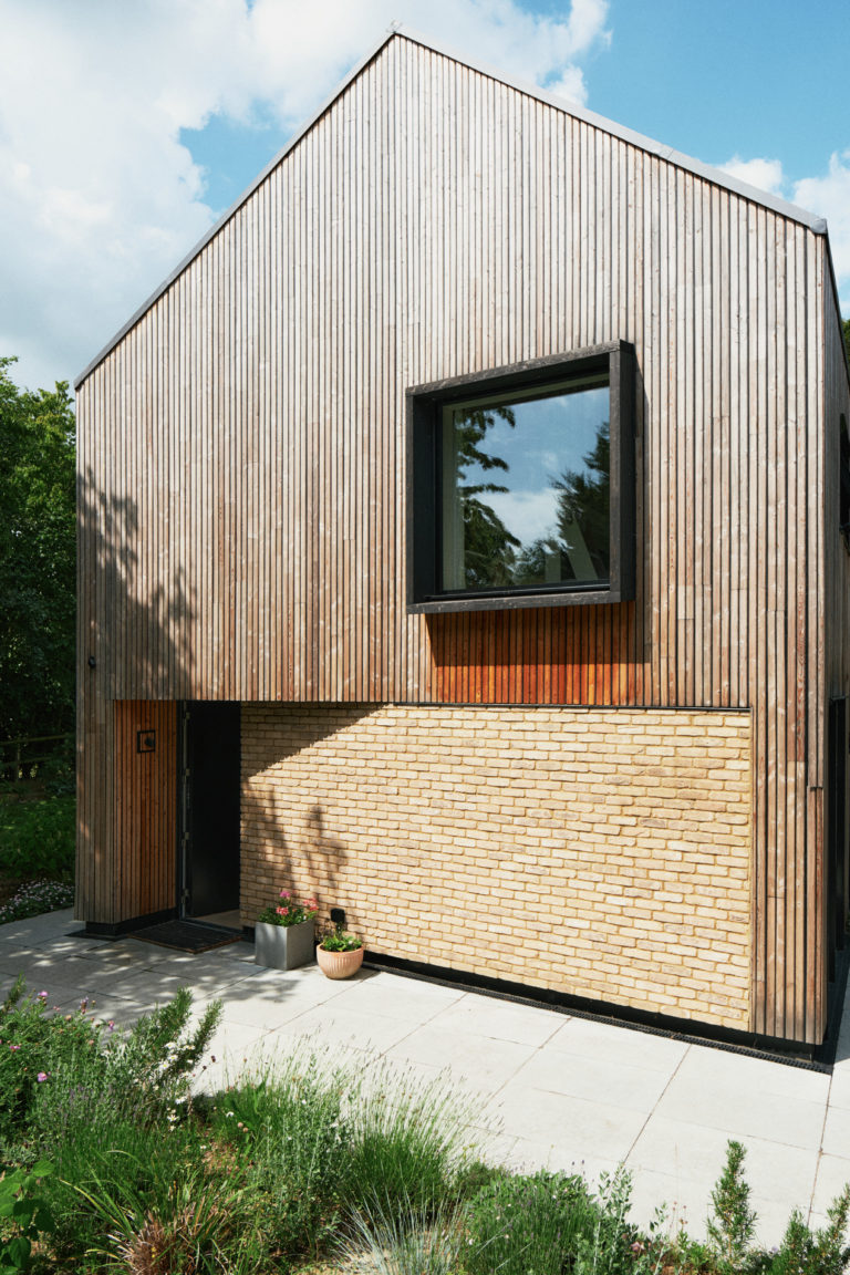 WICKHAM BARN ESSEX, CM5 - SHOOTFACTORY - OTHER UK HOUSES