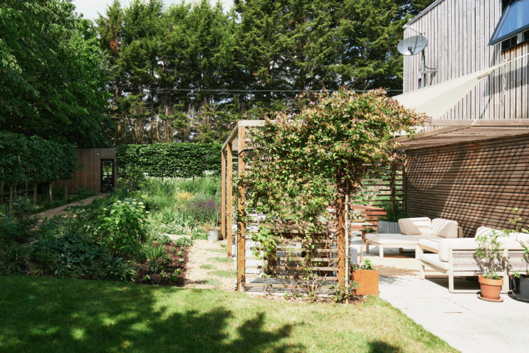 WICKHAM BARN ESSEX, CM5 - SHOOTFACTORY - OTHER UK HOUSES