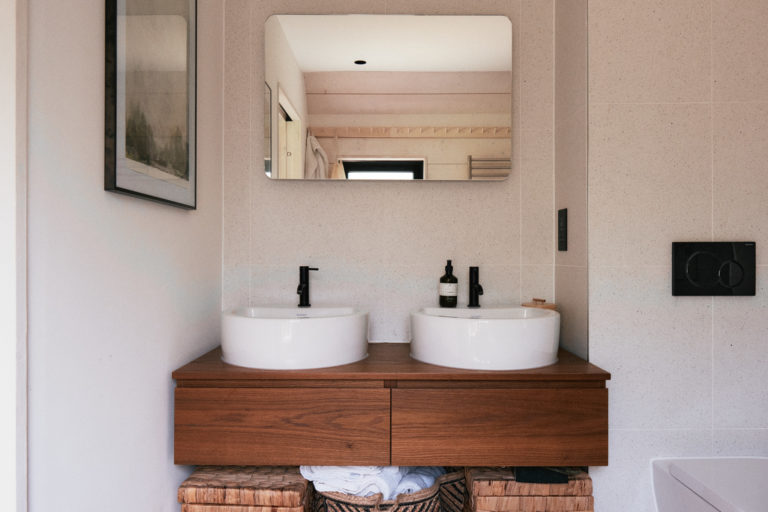 WICKHAM BARN ESSEX, CM5 - SHOOTFACTORY - OTHER UK HOUSES