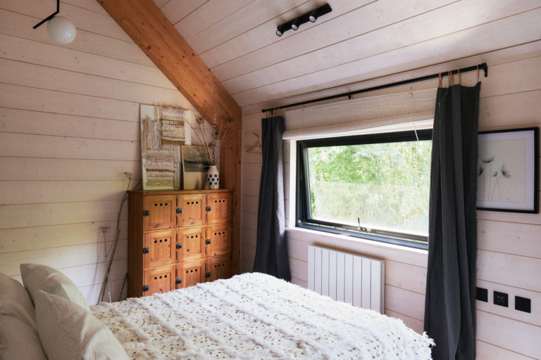 WICKHAM BARN ESSEX, CM5 - SHOOTFACTORY - OTHER UK HOUSES