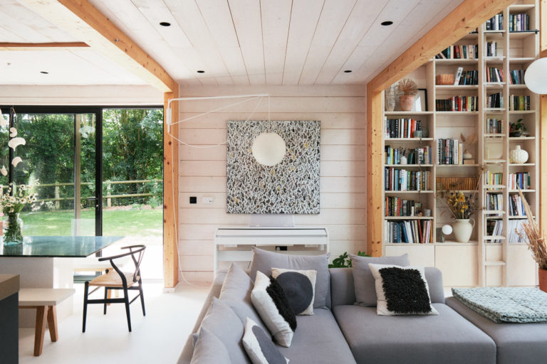 WICKHAM BARN ESSEX, CM5 - SHOOTFACTORY - OTHER UK HOUSES