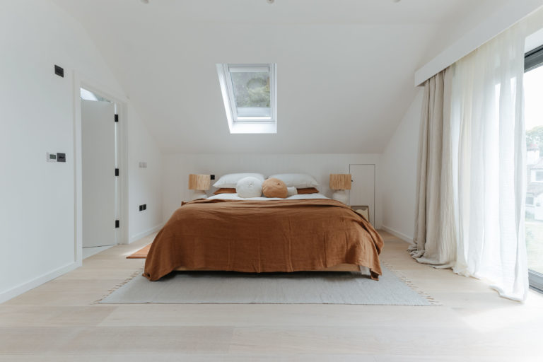 BLACKWOOD NORFOLK, NR27 - SHOOTFACTORY - OTHER UK HOUSES