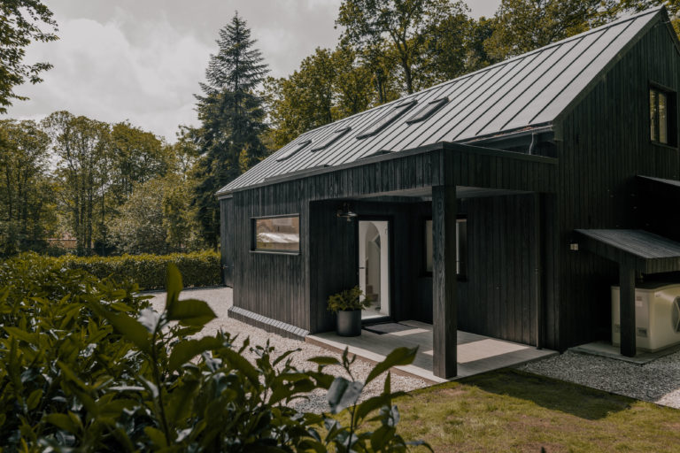 BLACKWOOD NORFOLK, NR27 - SHOOTFACTORY - OTHER UK HOUSES