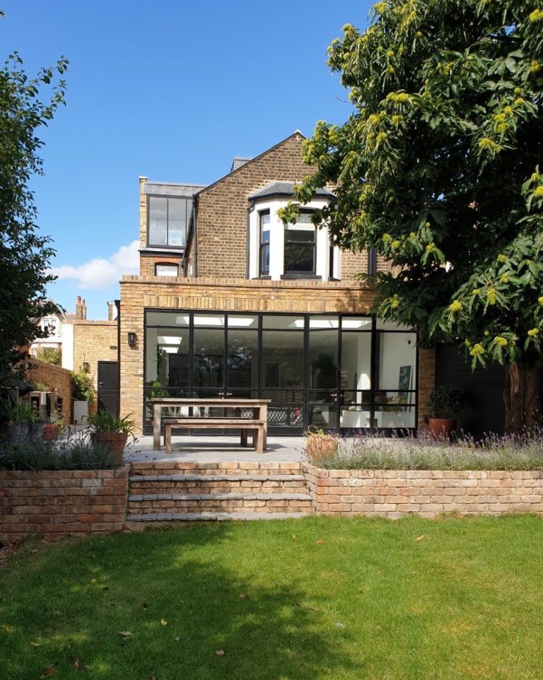 CHESTNUT LONDON, E17 - SHOOTFACTORY - LONDON HOUSES