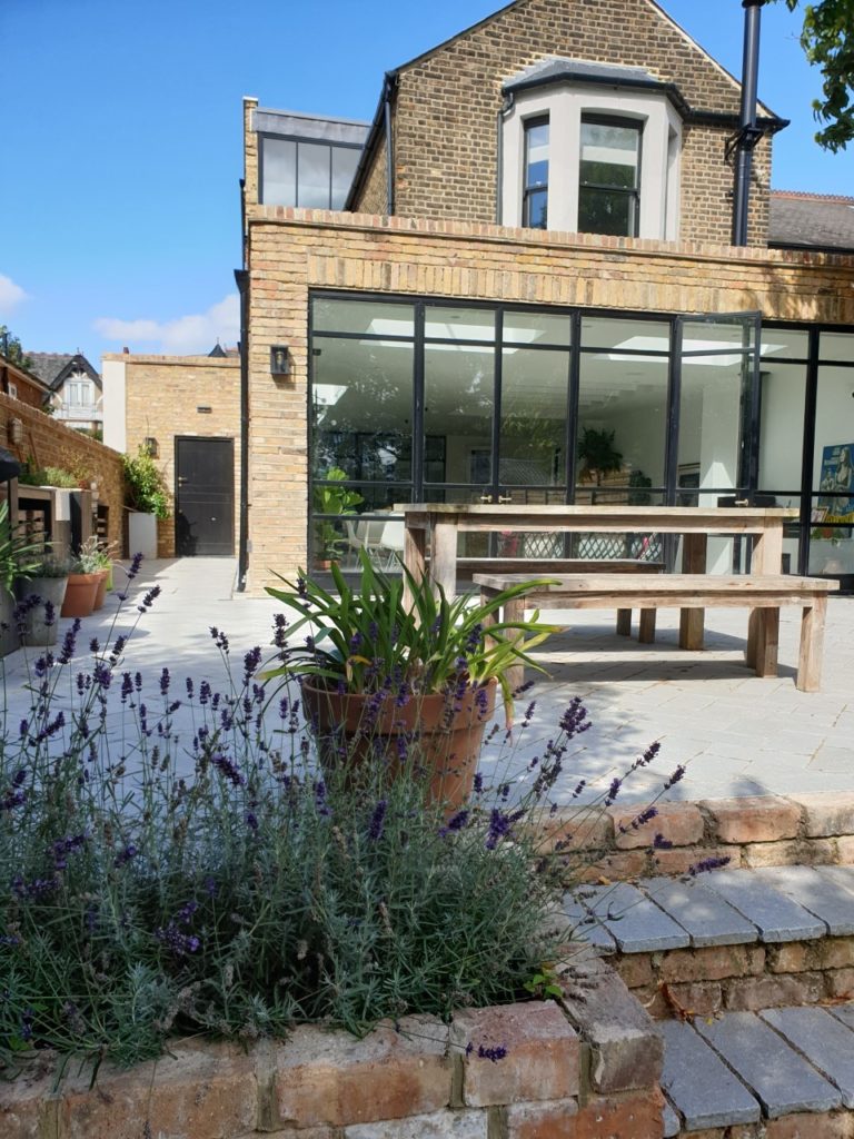 CHESTNUT LONDON, E17 - SHOOTFACTORY - LONDON HOUSES