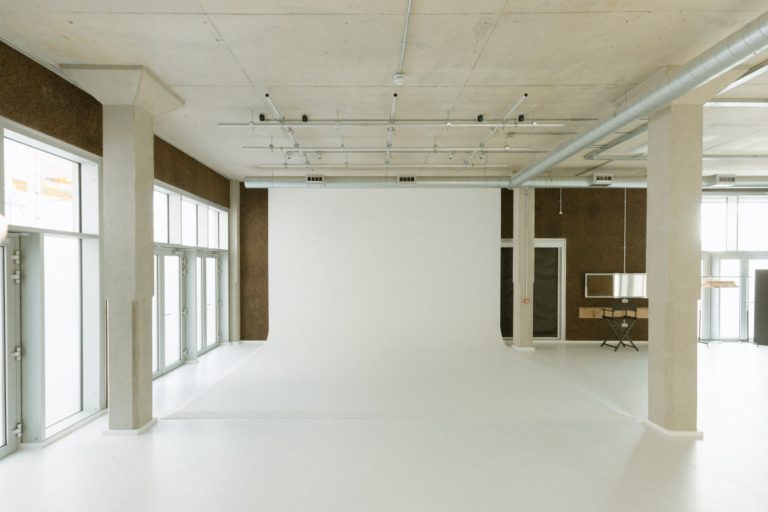 METHOD LONDON, SE10 - SHOOTFACTORY - PHOTOGRAPHIC STUDIOS