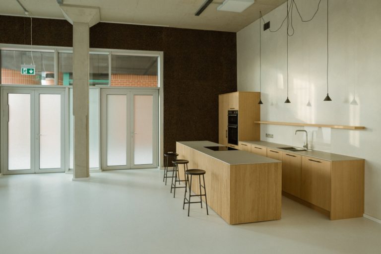 METHOD LONDON, SE10 - SHOOTFACTORY - PHOTOGRAPHIC STUDIOS