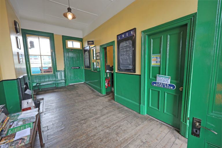 RAILWAY EPPING, CM5 - SHOOTFACTORY - QUIRKY & UNUSUAL LOCATIONS