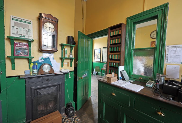 RAILWAY EPPING, CM5 - SHOOTFACTORY - QUIRKY & UNUSUAL LOCATIONS