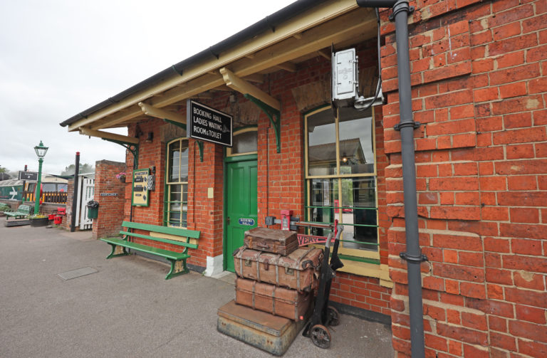 RAILWAY EPPING, CM5 - SHOOTFACTORY - QUIRKY & UNUSUAL LOCATIONS