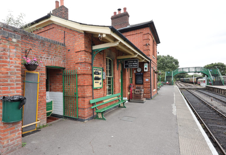 RAILWAY EPPING, CM5 - SHOOTFACTORY - QUIRKY & UNUSUAL LOCATIONS
