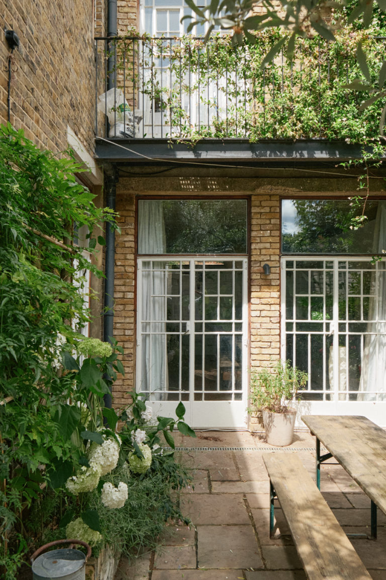 VESTRY LONDON, NW10 - SHOOTFACTORY - LONDON HOUSES