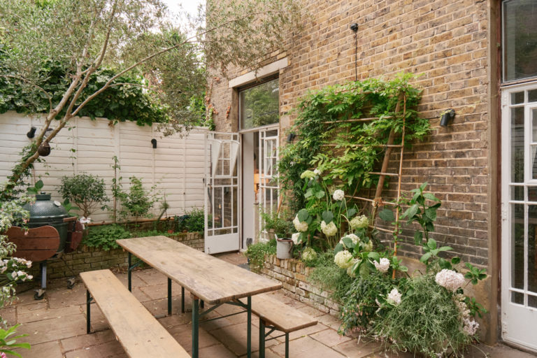 VESTRY LONDON, NW10 - SHOOTFACTORY - LONDON HOUSES