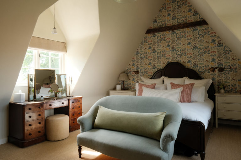 THATCHED COTTAGE NEWMARKET, CB8 - SHOOTFACTORY - OTHER UK