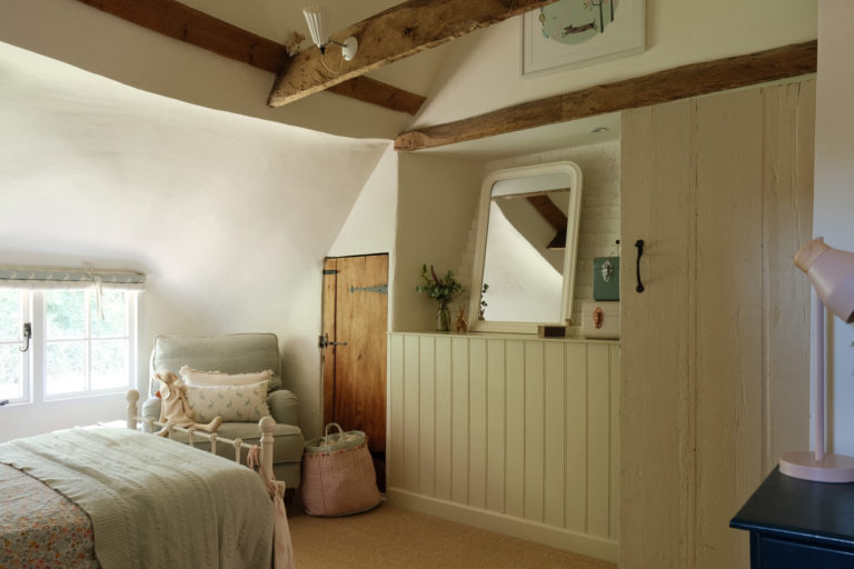 THATCHED COTTAGE NEWMARKET, CB8 - SHOOTFACTORY - OTHER UK