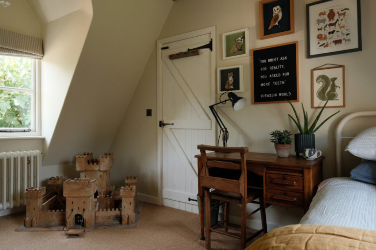 THATCHED COTTAGE NEWMARKET, CB8 - SHOOTFACTORY - OTHER UK