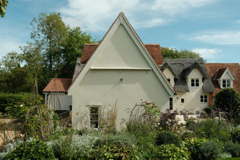 THATCHED COTTAGE NEWMARKET, CB8 - SHOOTFACTORY - OTHER UK