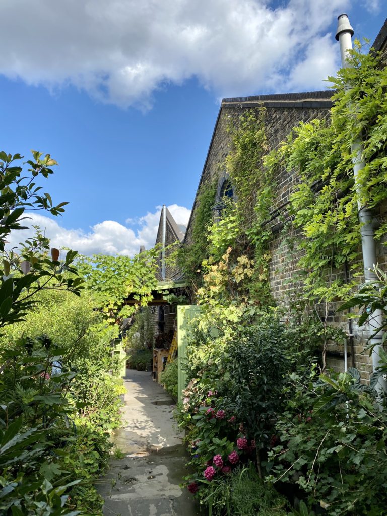 HACKNEY LONDON, E5 - SHOOTFACTORY - PHOTOGRAPHIC STUDIOS
