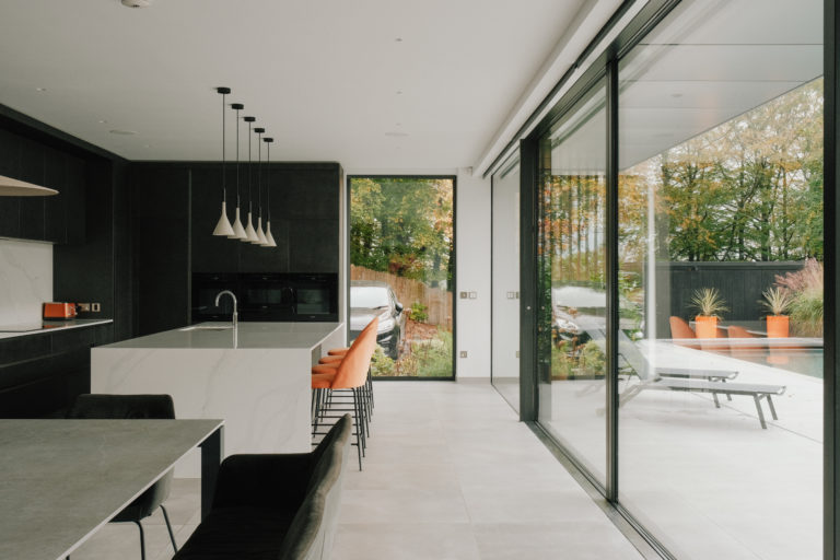 HILLSIDE GUILDFORD, GU5 - SHOOTFACTORY - OTHER UK HOUSES