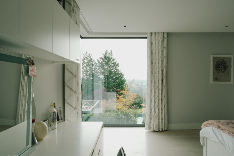 HILLSIDE GUILDFORD, GU5 - SHOOTFACTORY - OTHER UK HOUSES